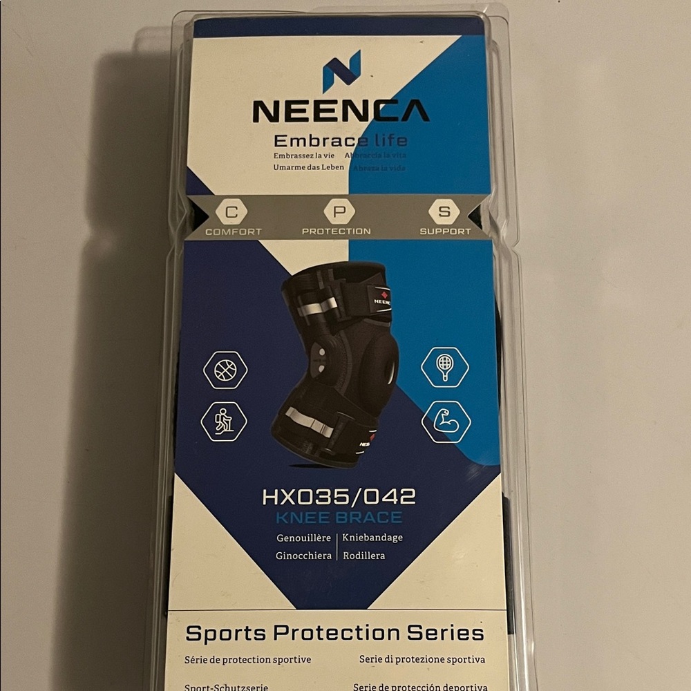 Black Knee Brace - Sports Protection Series